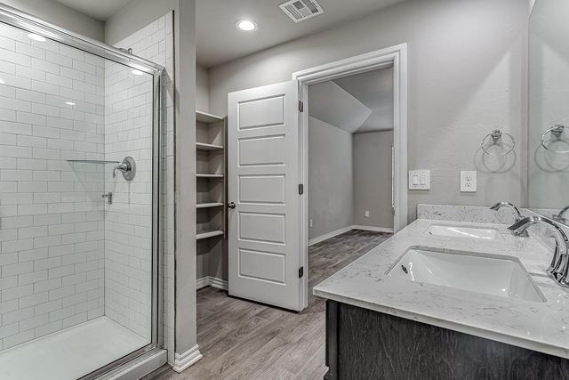 4405 Montage Boulevard, Mustang, OK 73064