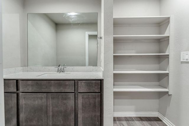 4405 Montage Boulevard, Mustang, OK 73064
