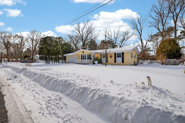 9063 Pinebrook Drive, Montague, MI 49437