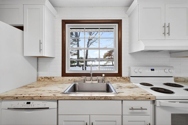 9063 Pinebrook Drive, Montague, MI 49437