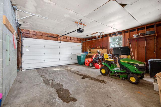 9063 Pinebrook Drive, Montague, MI 49437