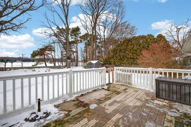 9063 Pinebrook Drive, Montague, MI 49437