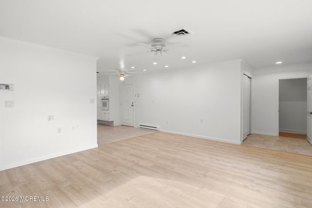 404A Picardy Court, Lakewood, NJ 08701