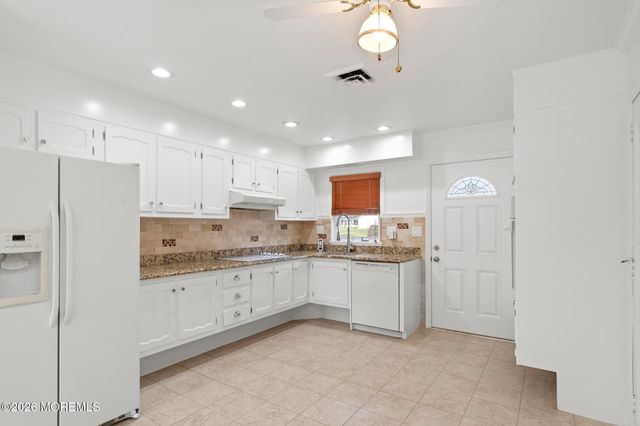 404A Picardy Court, Lakewood, NJ 08701