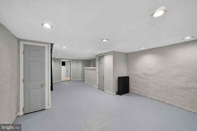 5237 SYLVESTER ST, Philadelphia, PA 19124