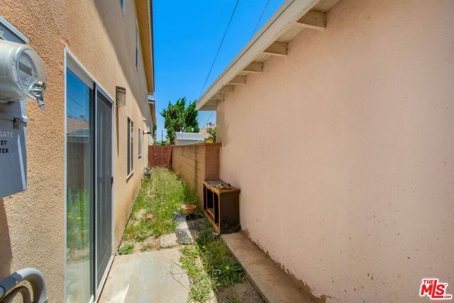 1610 251st Street B, Harbor City (los Angeles), CA 90710