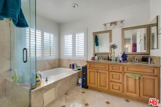 1610 251st Street B, Harbor City (los Angeles), CA 90710
