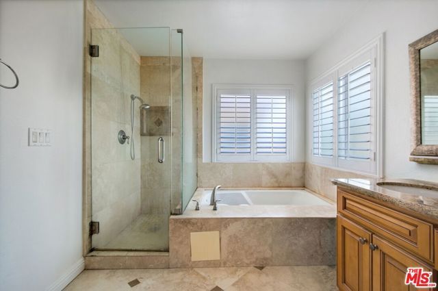 1610 251st Street B, Harbor City (los Angeles), CA 90710