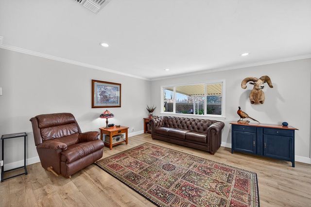 10580 Milazzo Way, Rancho Cordova, CA 95670