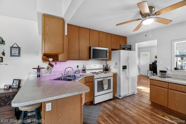 23637 Superior Road, Taylor, MI 48180