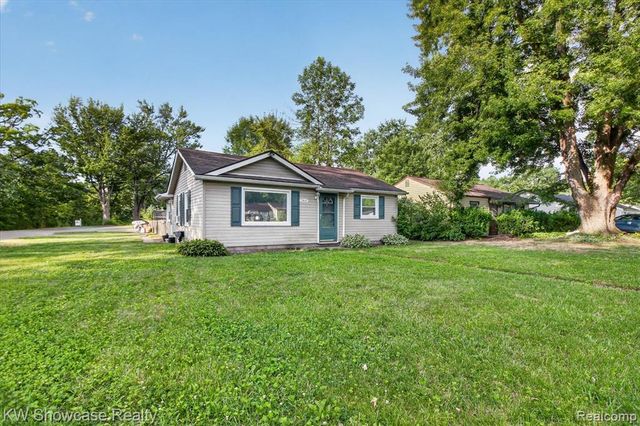 23637 Superior Road, Taylor, MI 48180