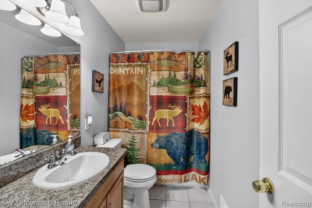 23637 Superior Road, Taylor, MI 48180