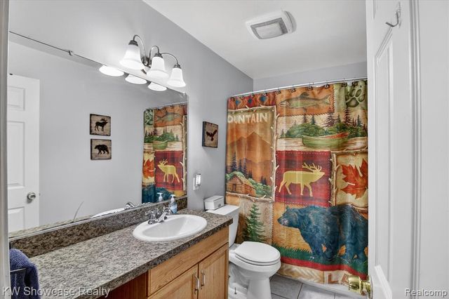 23637 Superior Road, Taylor, MI 48180