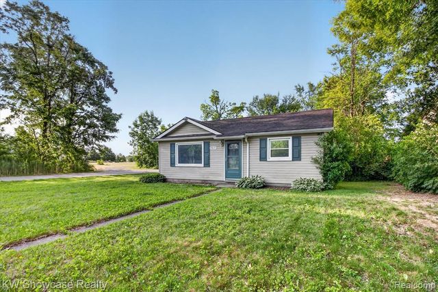 23637 Superior Road, Taylor, MI 48180