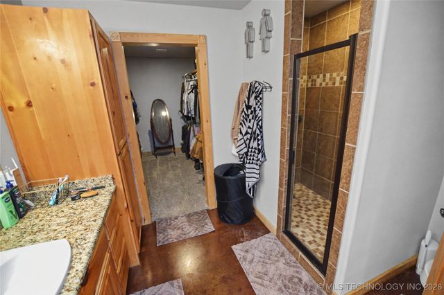 9754 N 510 Road, Tahlequah, OK 74464