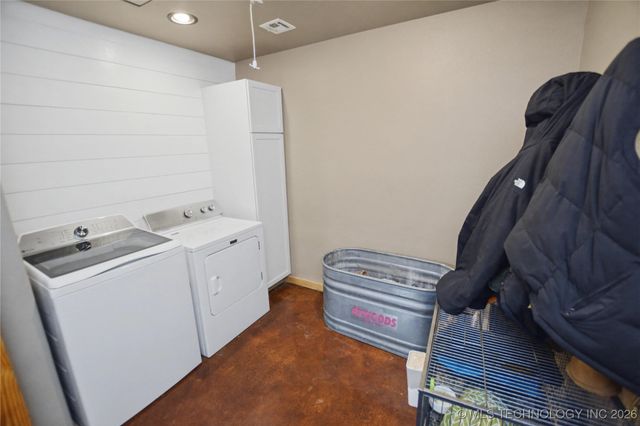 9754 N 510 Road, Tahlequah, OK 74464