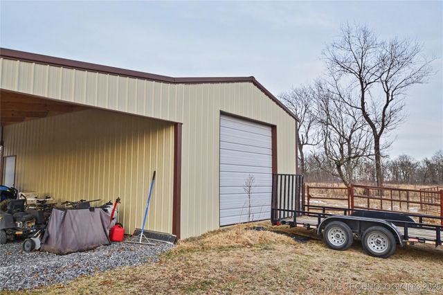 9754 N 510 Road, Tahlequah, OK 74464