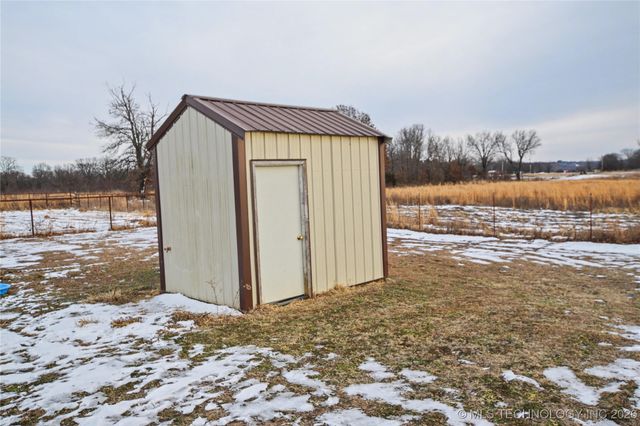 9754 N 510 Road, Tahlequah, OK 74464