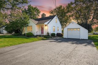5685 Locust Street Extension, Lockport Town, NY 14094