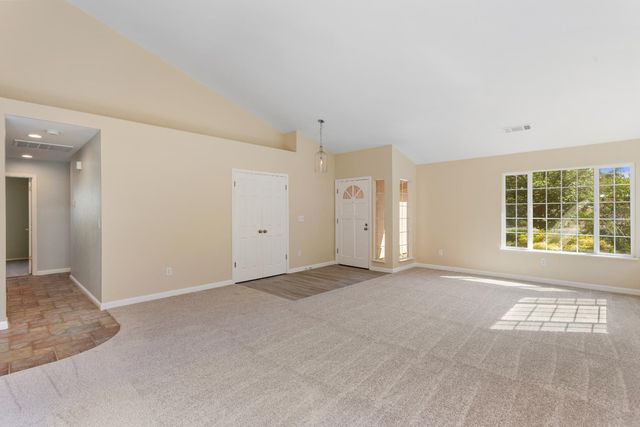 3301 El Valle Way, Antelope, CA 95843