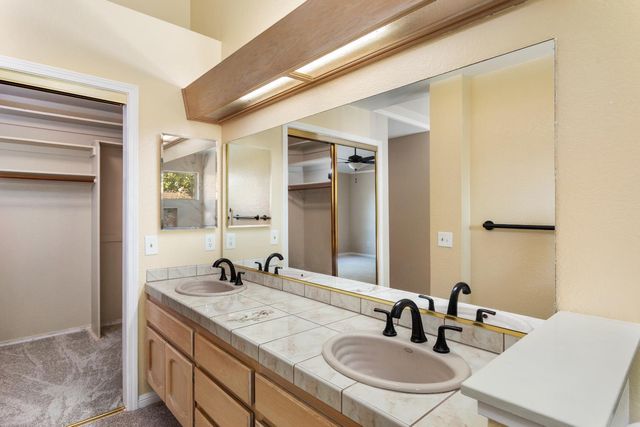 3301 El Valle Way, Antelope, CA 95843