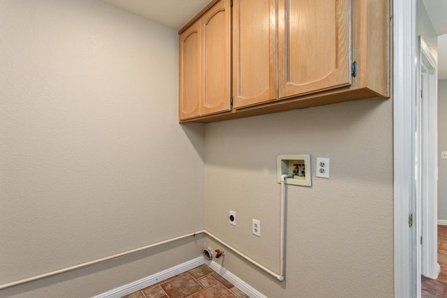 3301 El Valle Way, Antelope, CA 95843