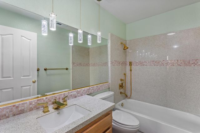 3301 El Valle Way, Antelope, CA 95843