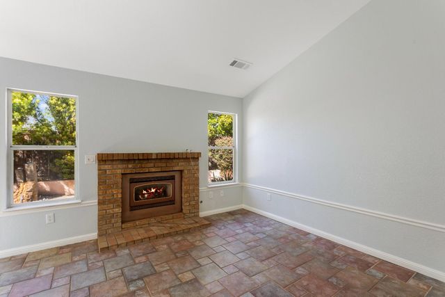 3301 El Valle Way, Antelope, CA 95843