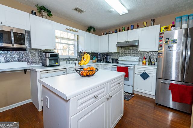 705 Allens Landing Drive, Lawrenceville, GA 30045