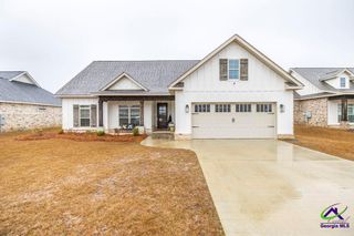 111 Field View Ln, Kathleen, GA 31047