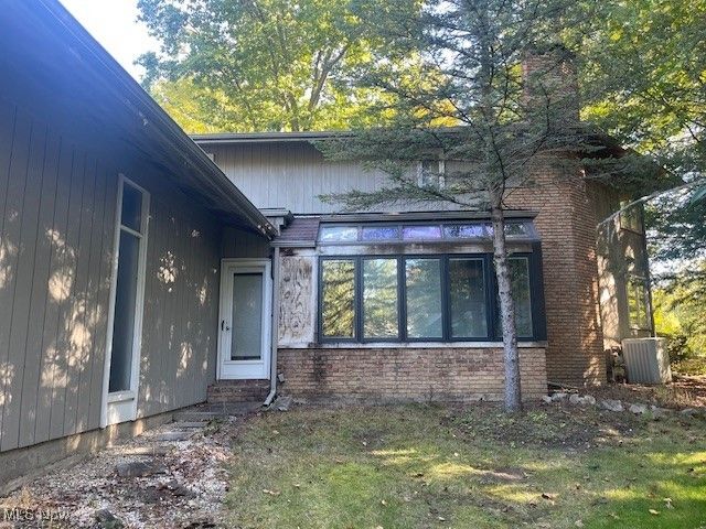 17571 Merry Oaks Trail, Chagrin Falls, OH 44023