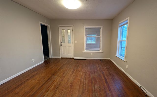 2333 Leahy Street, Muskegon, MI 49444