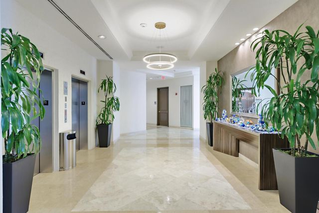 99 SE Mizner Boulevard Ph 909, Boca Raton, FL 33432