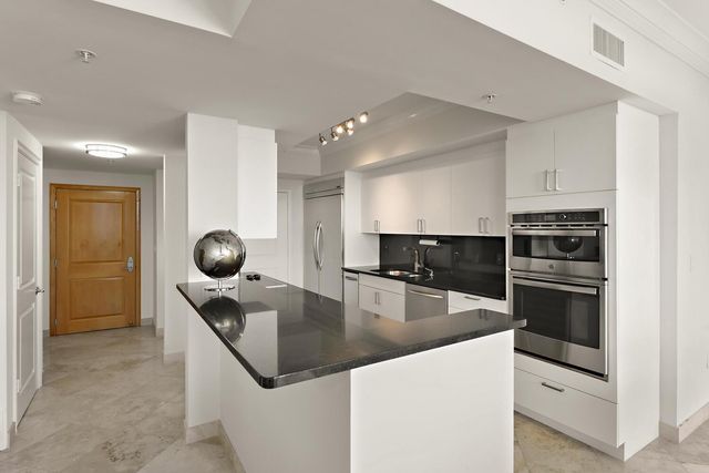 99 SE Mizner Boulevard Ph 909, Boca Raton, FL 33432