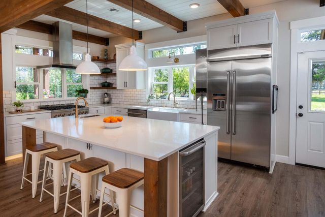 2076 SW 58th Street, Redmond, OR 97756