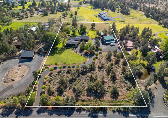 2076 SW 58th Street, Redmond, OR 97756