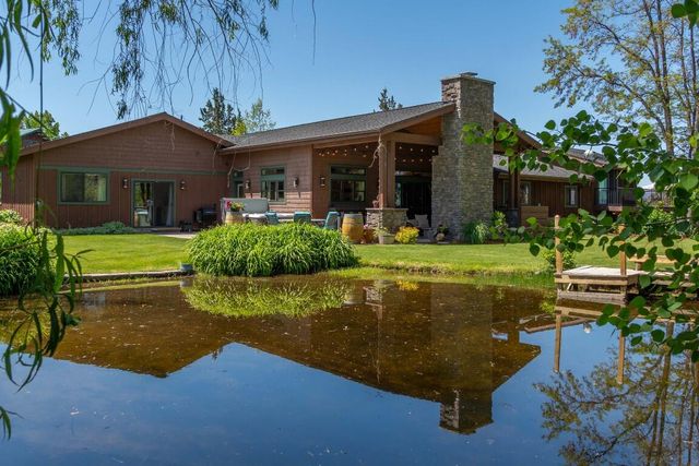 2076 SW 58th Street, Redmond, OR 97756