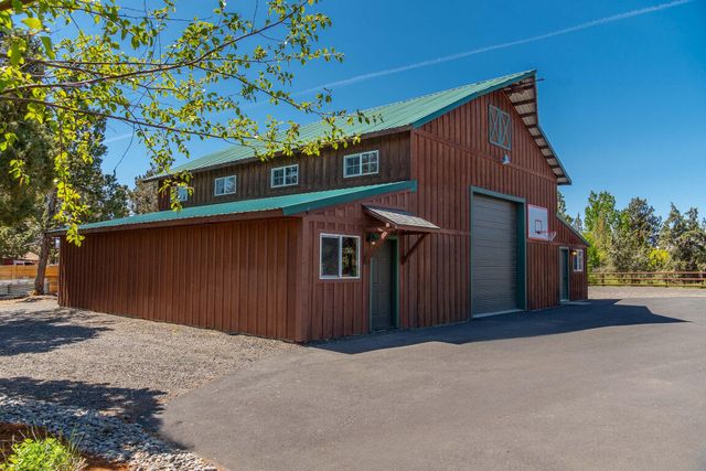 2076 SW 58th Street, Redmond, OR 97756
