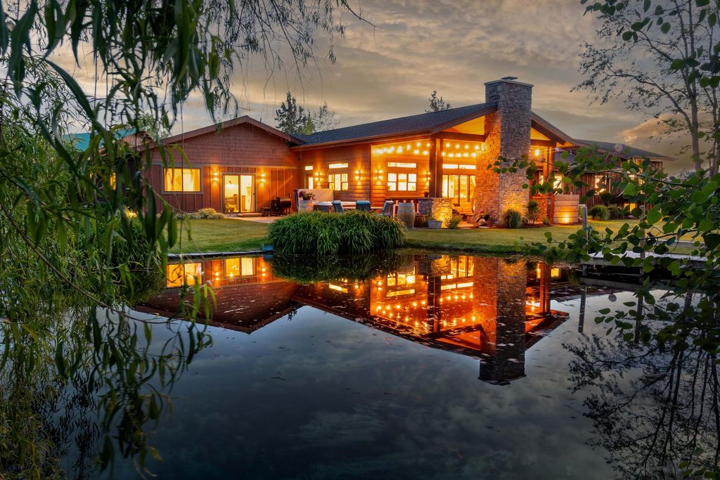 2076 SW 58th Street, Redmond, OR 97756