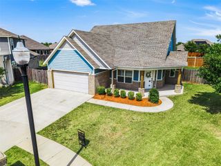 601 NW 179th Circle, Edmond, OK 73012