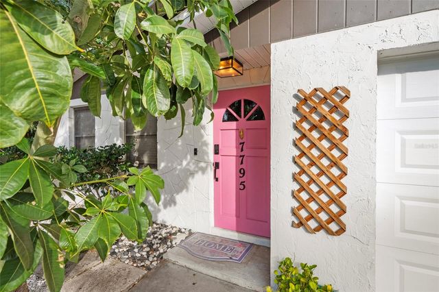 7795 WRIGHT AVENUE, Sarasota, FL 34231
