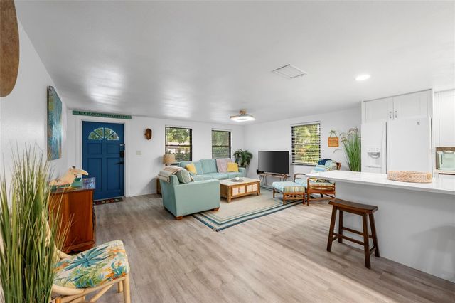 7795 WRIGHT AVENUE, Sarasota, FL 34231