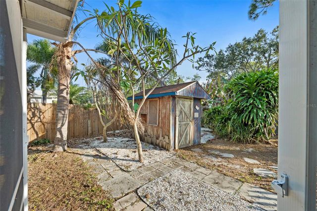 7795 WRIGHT AVENUE, Sarasota, FL 34231