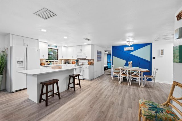 7795 WRIGHT AVENUE, Sarasota, FL 34231