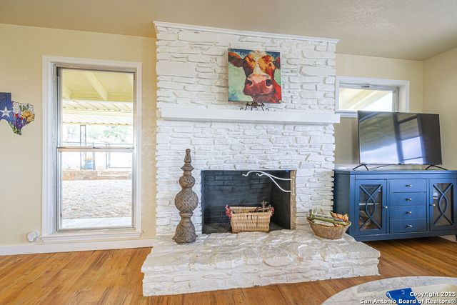 100 kings, Horseshoe Bay, TX 78657