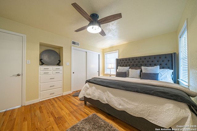 100 kings, Horseshoe Bay, TX 78657