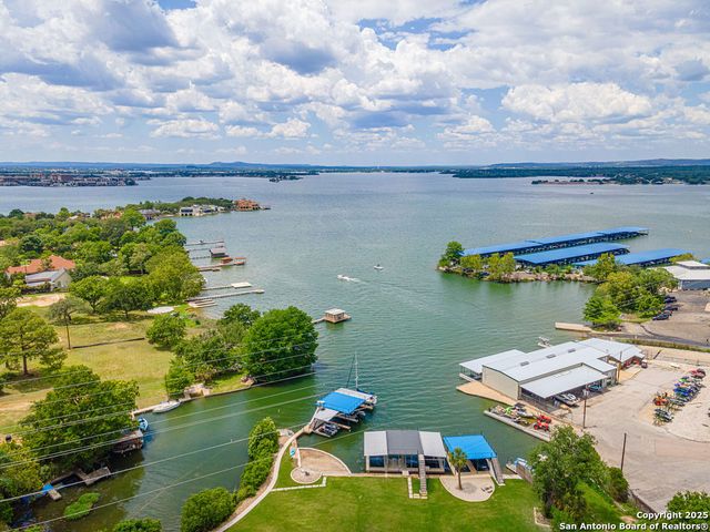 100 kings, Horseshoe Bay, TX 78657