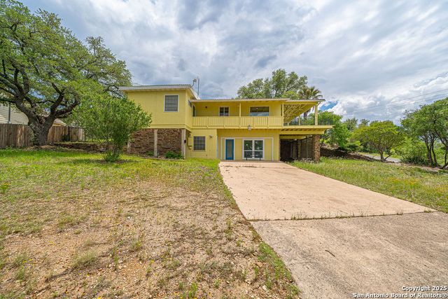 100 kings, Horseshoe Bay, TX 78657