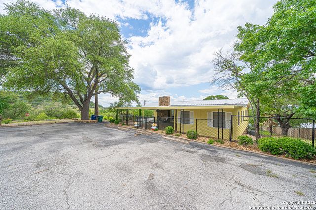 100 kings, Horseshoe Bay, TX 78657