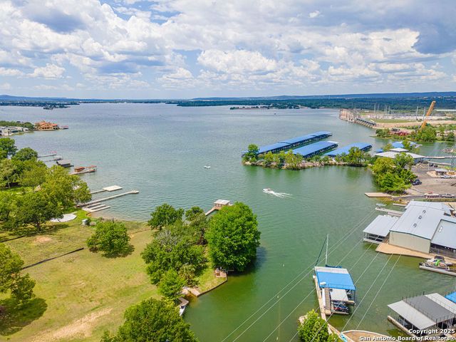 100 kings, Horseshoe Bay, TX 78657